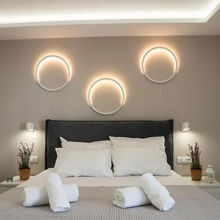 Armonia Luxury *